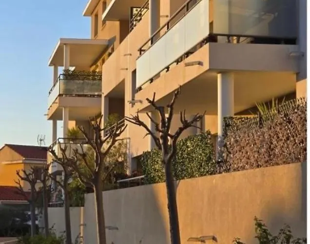 Appartement Lumineux Avec Terrasse Et Vue -