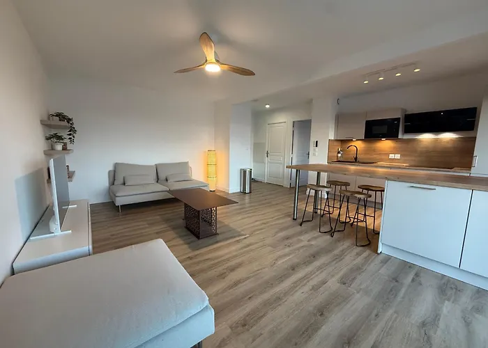 Lumineux Avec Terrasse Et Vue - Appartement *