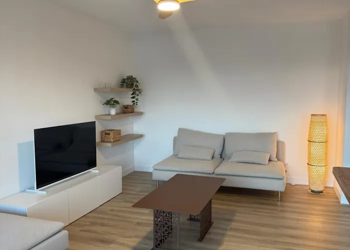 Appartement Lumineux Avec Terrasse Et Vue -