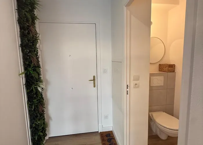 Lumineux Avec Terrasse Et Vue - Appartement Fréjus