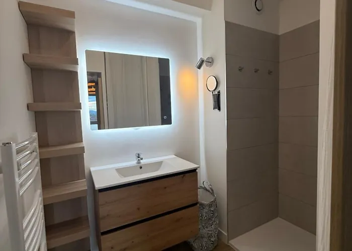 Lumineux Avec Terrasse Et Vue - Appartement *