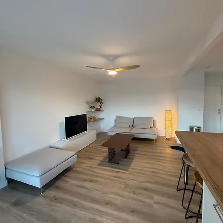 Lumineux Avec Terrasse Et Vue - *