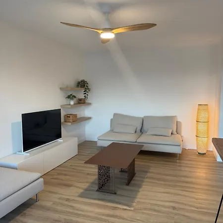 Appartement Lumineux Avec Terrasse Et Vue -